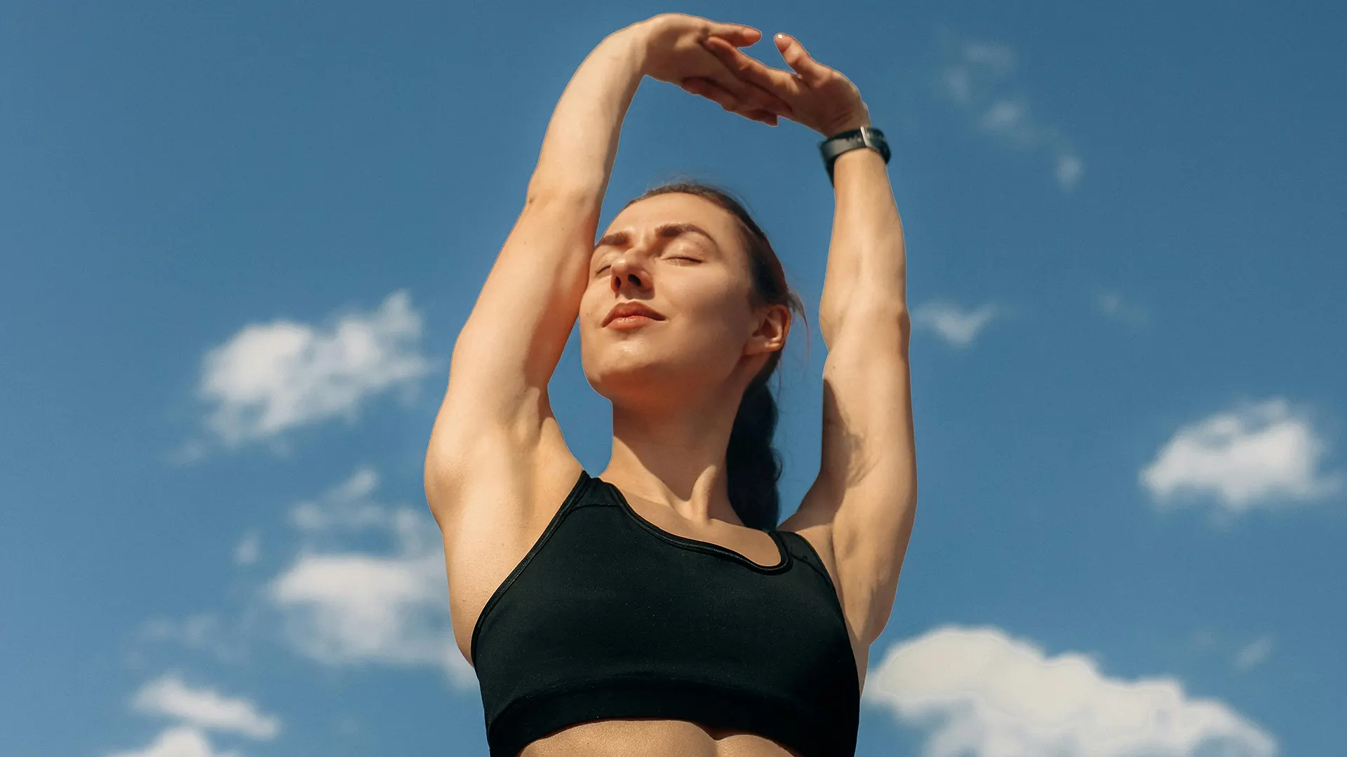 Custom & Wholesale Sustainable Yoga Wear Manufacturer2