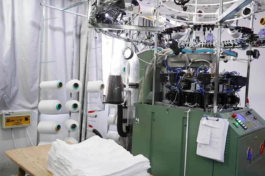 What Is The Difference Between Sewing Cutting Active Wear And Seamless Active Wear In An Athletic Wear Company2