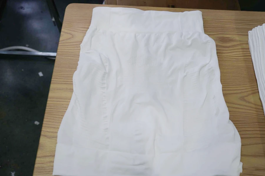 What Is The Difference Between Sewing Cutting Active Wear And Seamless Active Wear In An Athletic Wear Company6