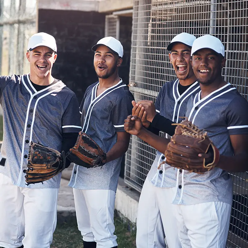 Mannschaftssportler tragen einheitliche Mannschaftsuniformen