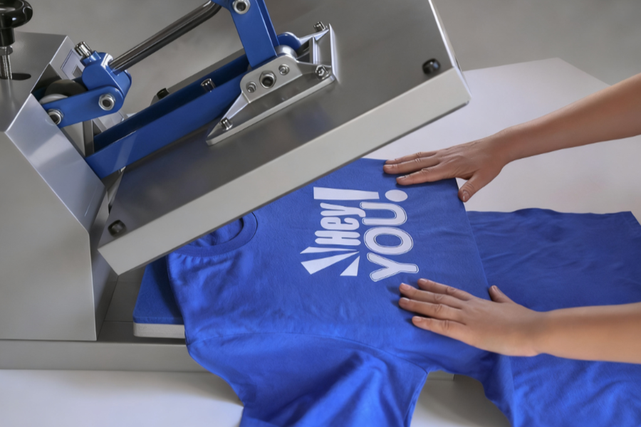 Printing logo by Heat Transfer