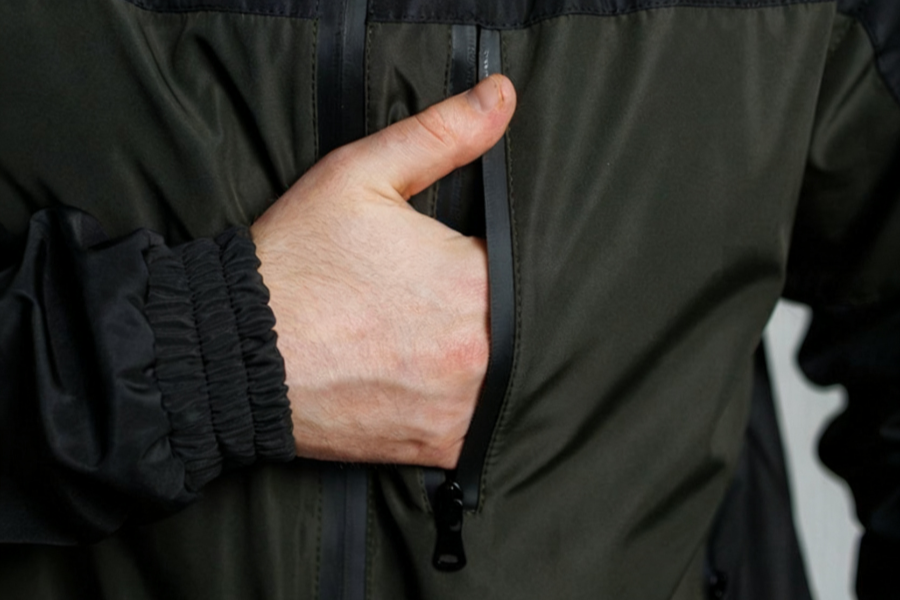 Zipper pocket on sports jacket