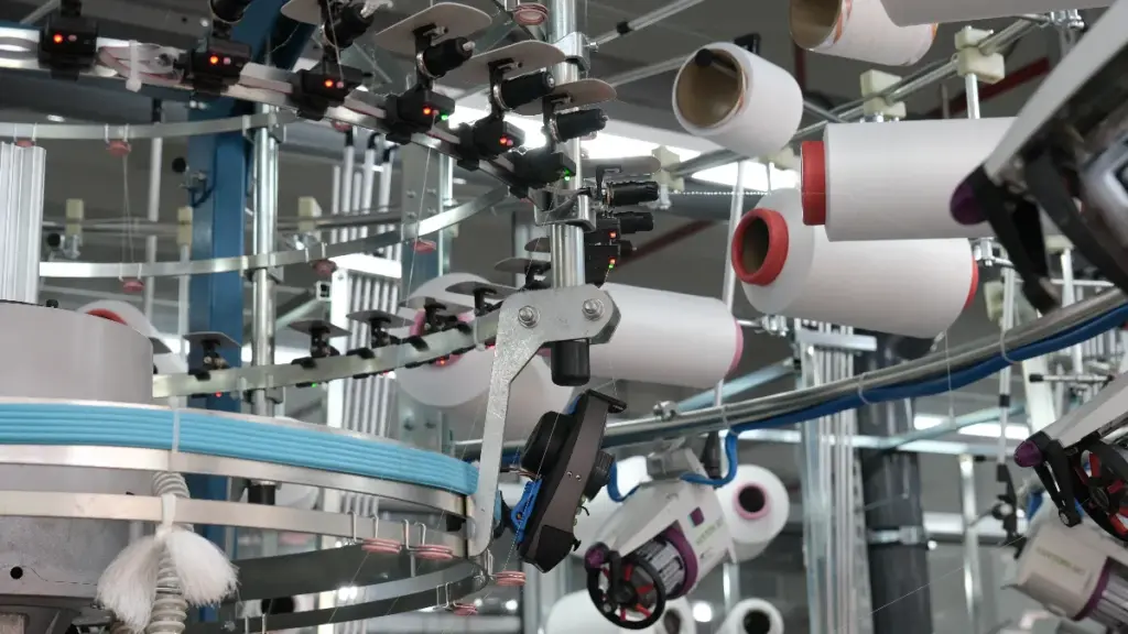 Key Materials and Machinery Used in Seamless Production