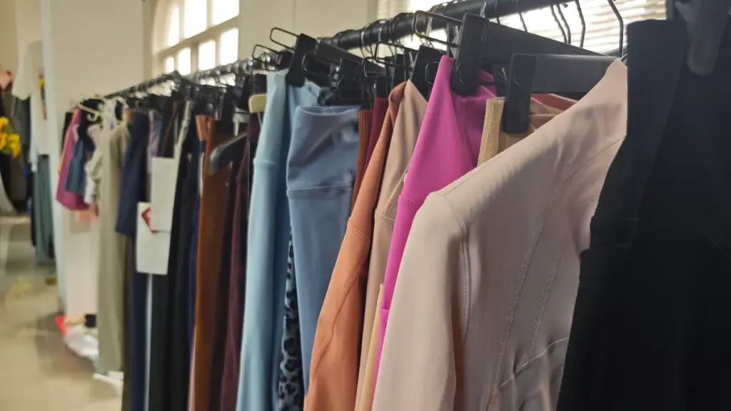 seamless activewear samples